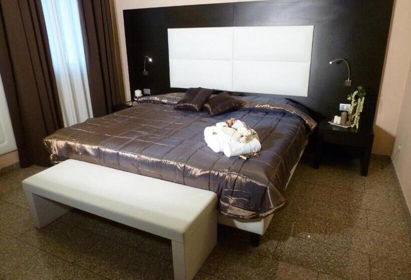 Четырехместный Номер Стандарт, Eh Suites Rome Airport Euro House Hotels