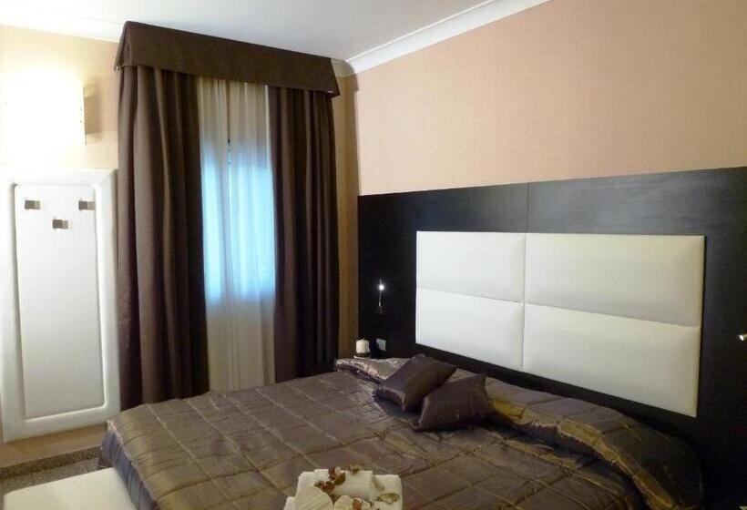 Номер Стандарт Трехместный, Eh Suites Rome Airport Euro House Hotels