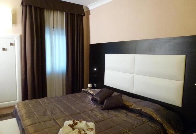 Номер Стандарт Трехместный, Eh Suites Rome Airport Euro House Hotels