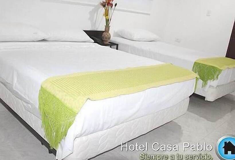 标准三人间, Casa Pablo