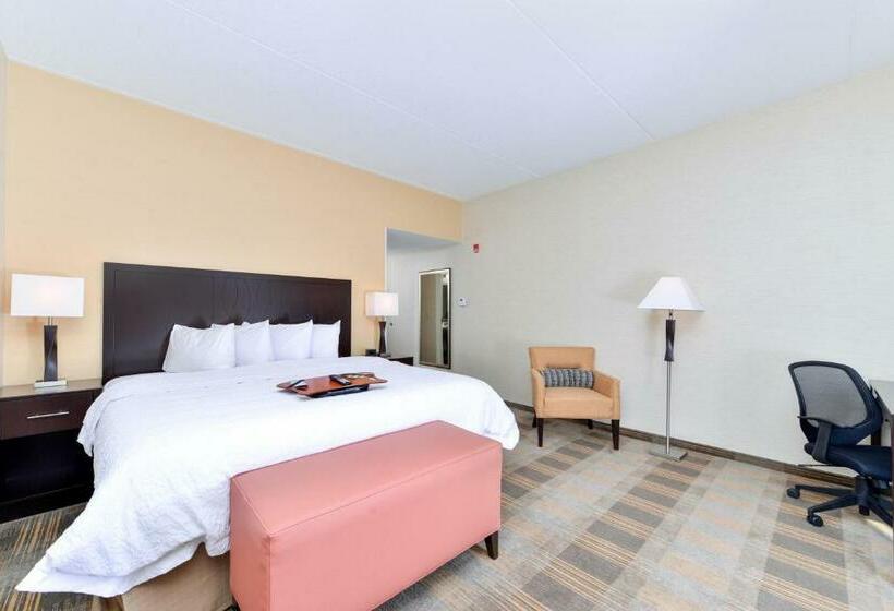 Стандартный Номер Кровать Кинг, Hampton Inn & Suites California Universitypittsburgh
