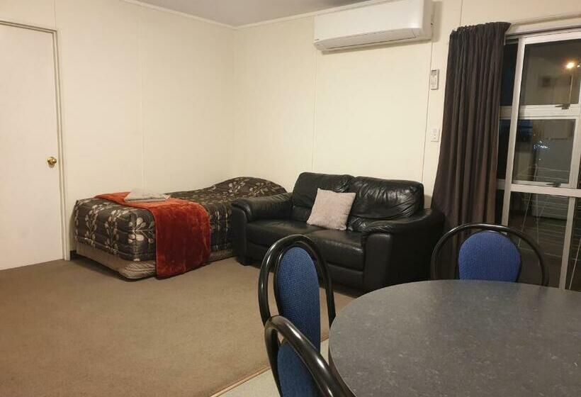 Апартаменты 2 Спальни, Richmond Motel And Holiday Park