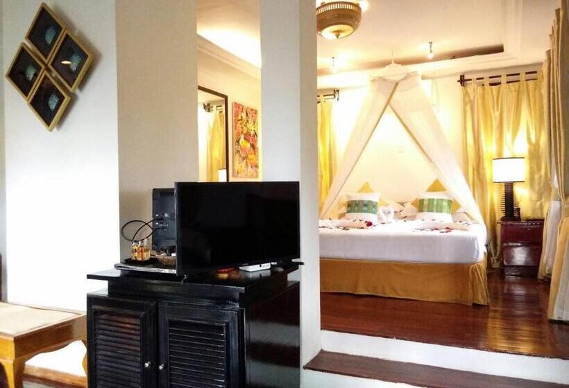 اتاق استاندارد با تخت بزرگ, Emerald Sea Resort