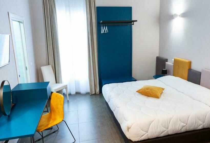 Quarto Deluxe, Eubea