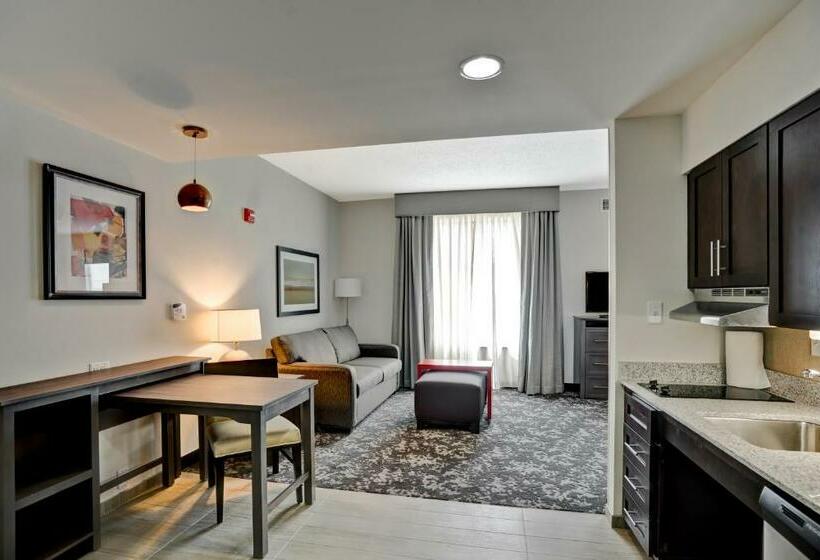 Люкс Deluxe Кровать Кинг, Homewood Suites By Hilton Christiansburg