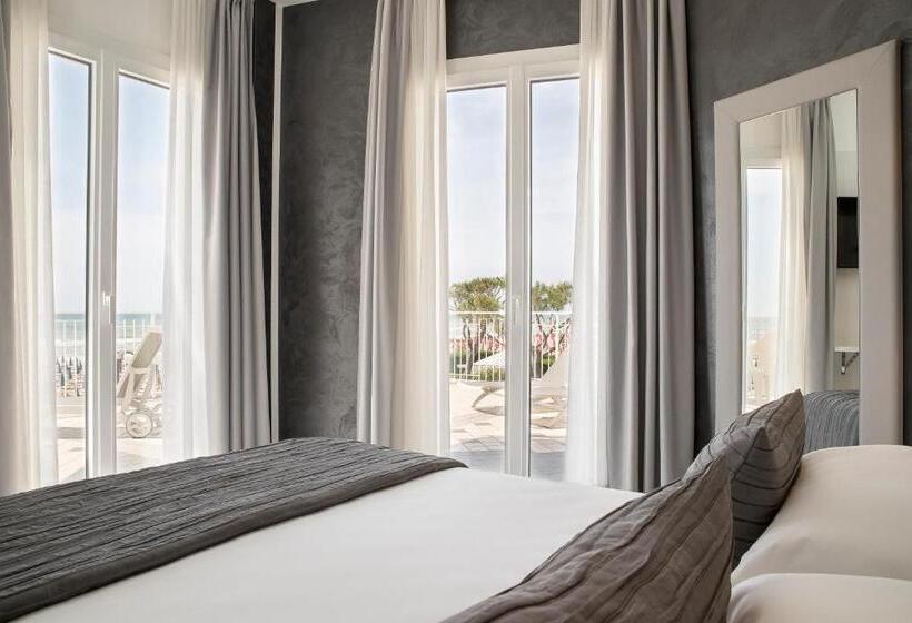Triple Room Sea View, Sayonara