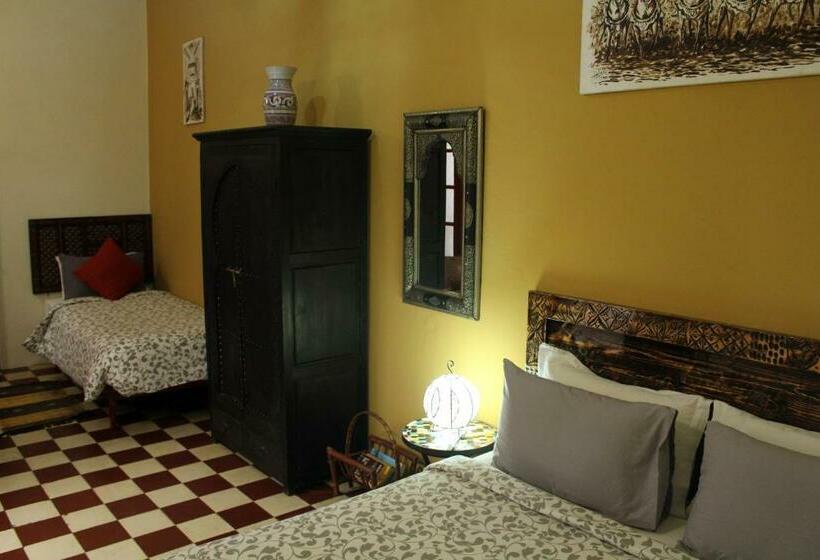 스탠다드 트리플 룸, Riad Meftaha