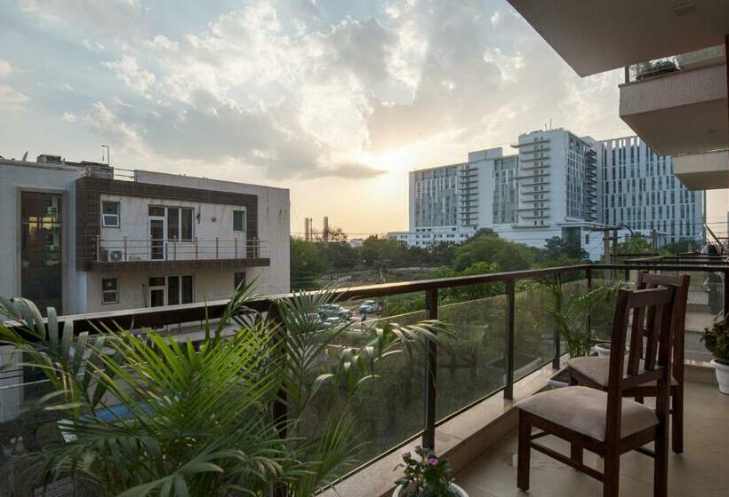 آپارتمان 2 خوابه, Serviced Apartment Near Medanta By Bedchambers