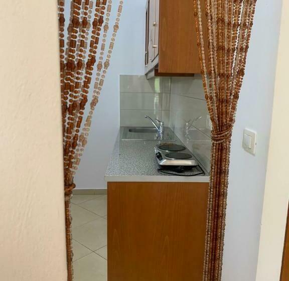Quarto Deluxe com Sacada, Guest House Villa Alia