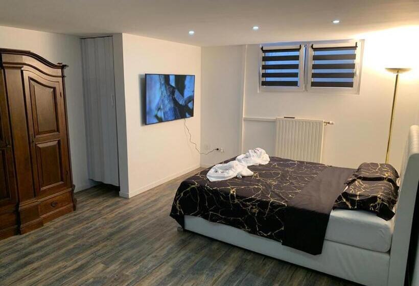Семейный Номер, Studio 45m2 Très Calme