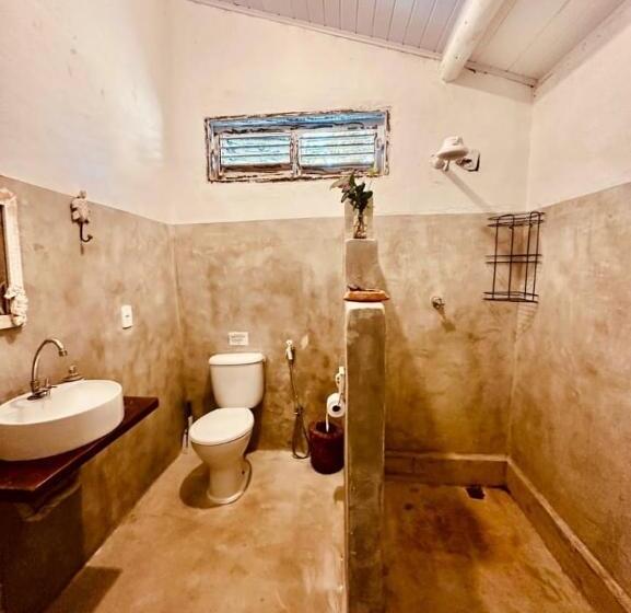 Трехместный Номер Deluxe, Pousada Jardim Da Praça