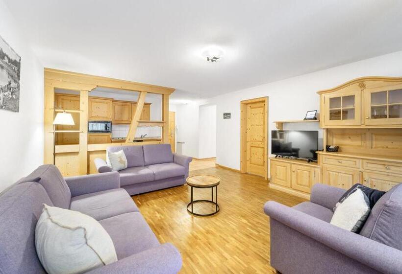 Family Suite, Schlehdorn