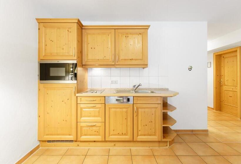 Family Suite, Schlehdorn