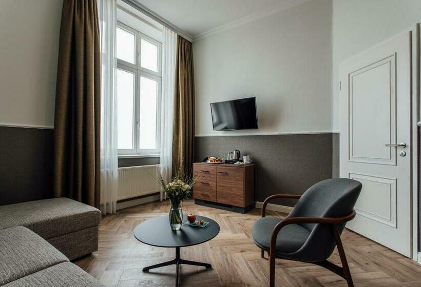 Люкс Вид на Море, Strandhotel Hohenzollern