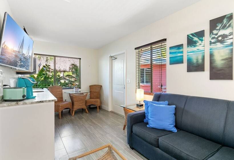סוויטה, Siesta Key Beachside Villas