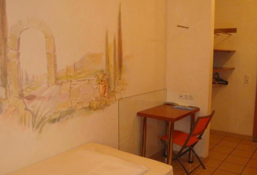 Номер Стандарт Индивидуальный, Stadthotel Passau