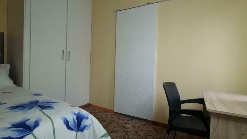 Номер Стандарт, Ojong S Court Kraaifontein