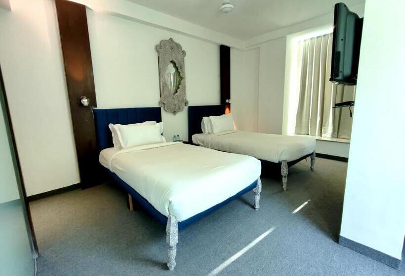 חדר סטנדרט, The Sky Imperial Hotel Yahvi