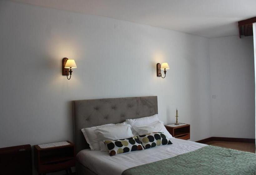 Номер Deluxe Вид на Море с Балконом, Boutique Inn & Restaurant   Casa Dos Suécos