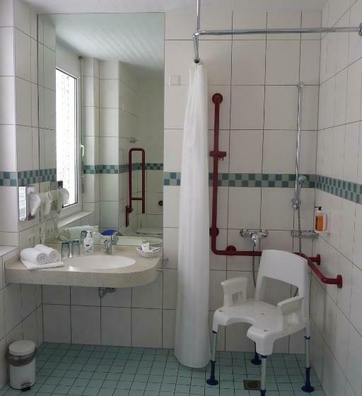 장애인을 위한 스탠다드 룸, Gesundheitshotel Das Bad Peterstal