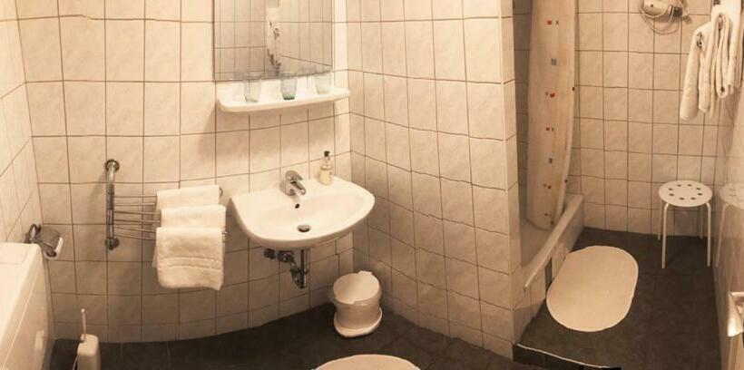 Номер Стандарт, Weinhaus Selmigkeit