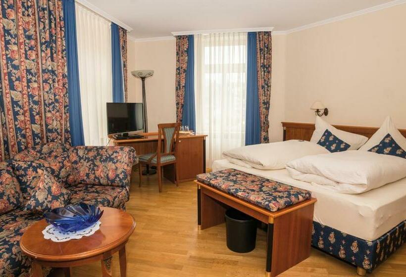 اتاق لوکس, Moselland Hotel Im Enderttal Zum Onkel Willi