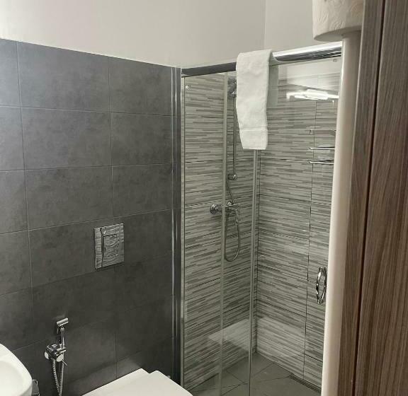 Номер Стандарт, B&b Menna Vence