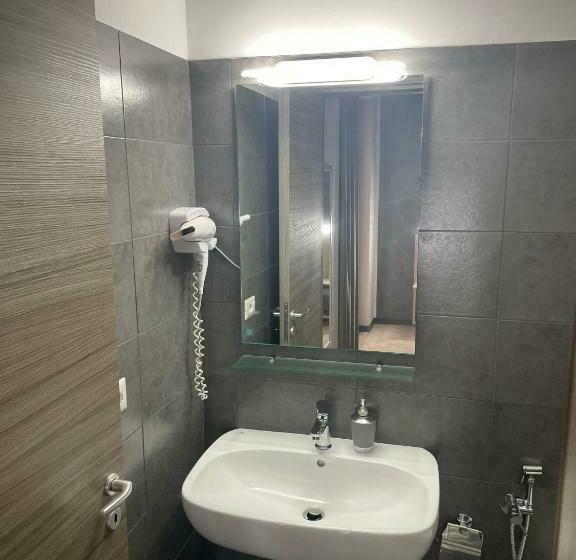 Номер Стандарт, B&b Menna Vence
