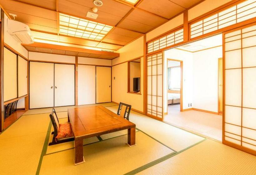 Семейный Номер, Ooedo Onsen Monogatari Premium Hotel Sokan