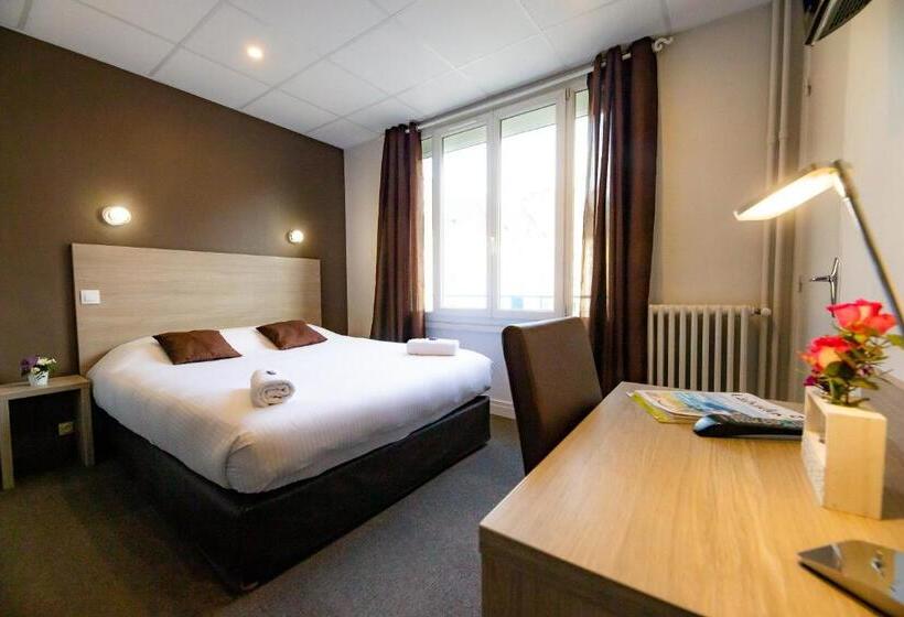 Номер Комфорт, Logis Hotel Du Chateau