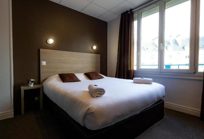 Номер Комфорт, Logis Hotel Du Chateau