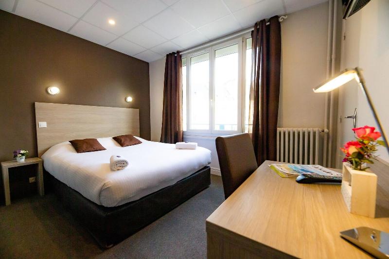 Номер Стандарт, Logis Hotel Du Chateau
