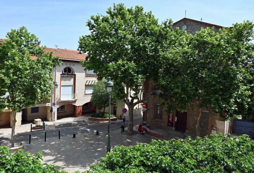Номер Стандарт, L'hostalet