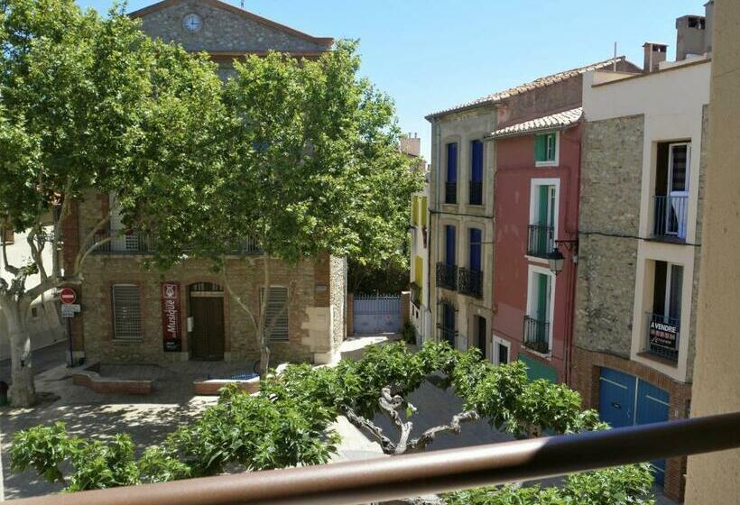 Habitació Estàndard, L'hostalet