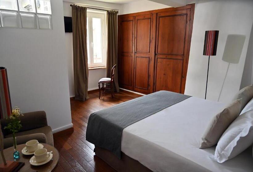 Habitació Estàndard, L'hostalet