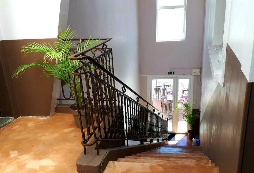 Номер Стандарт Трехместный, Restaurant L Escale