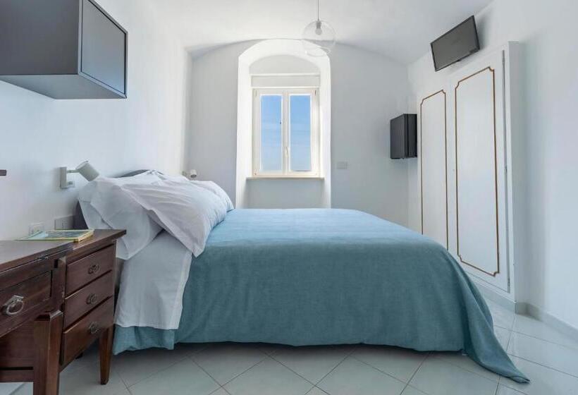 带海景的标准房, Albergo La Prora