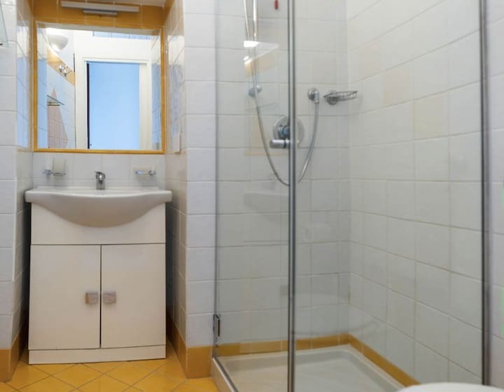 基本间, Albergo La Prora
