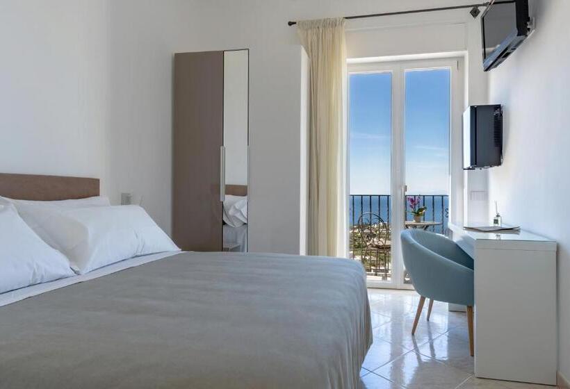 海景标准间带阳台, Albergo La Prora