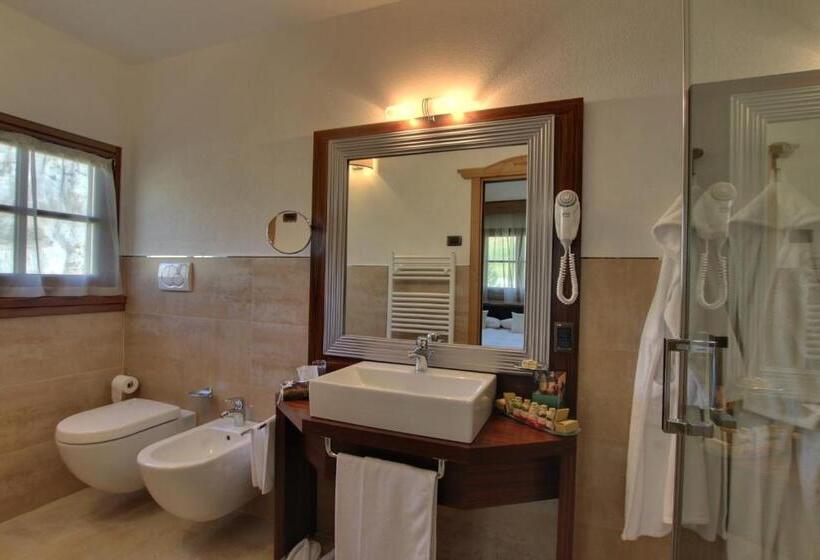Quarto Estandar com Sacada, Bait De Angial