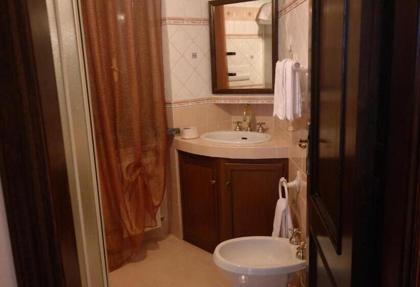 Номер Стандарт с Балконом, Bed & Breakfast Laino