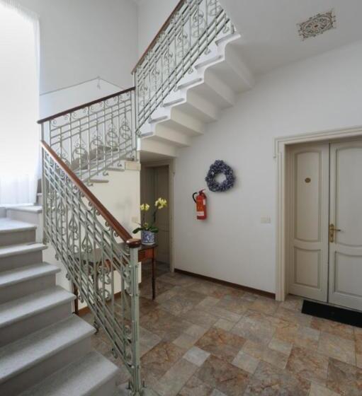 آپارتمان 2 خوابه, Residence Ortensia