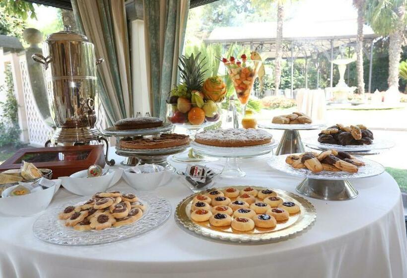 اتاق سوپریور چهار تخته, Ristorante Borgo Antico