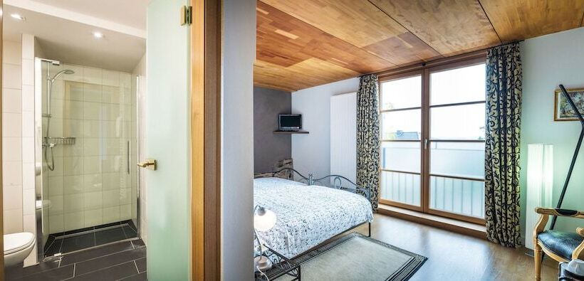 سوییت, Auberge Du Relais Postal
