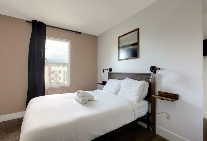 スタンダードルーム, Hi Kelowna Hostel