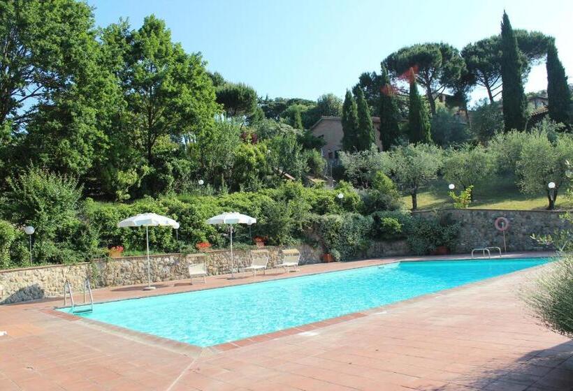 آپارتمان 3 خوابه, Villa Agostoli