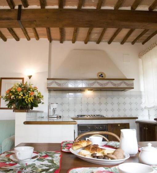 2 Bedroom Apartment Garden View, Villa Agostoli