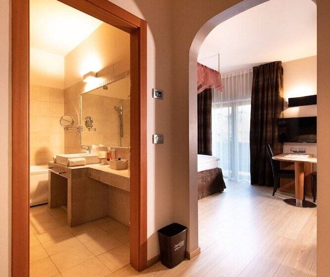 سوییت جونیور, Sport Hotel S. Vigilio