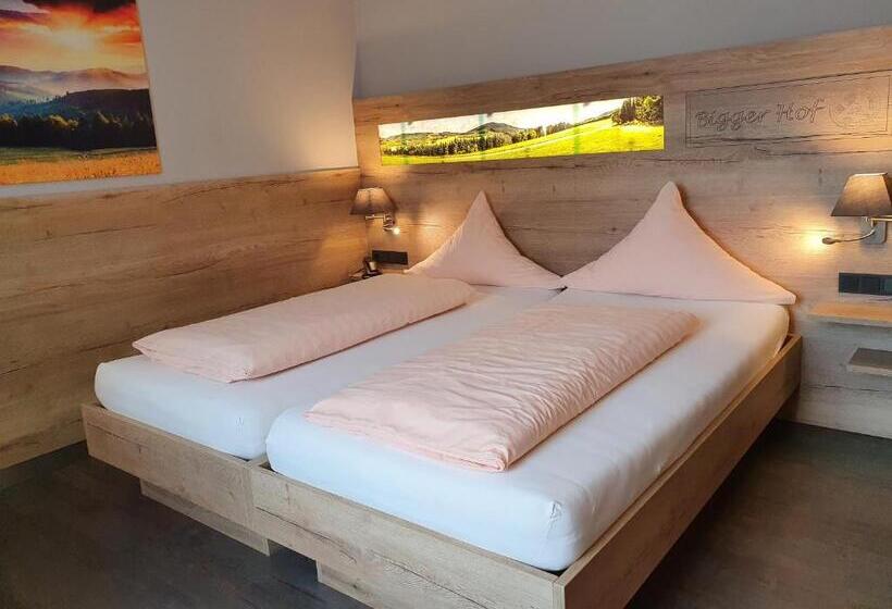 Номер Стандарт Трехместный, Bigger Hof   Wirtshaus Platzhirsch Am Jahnplatz