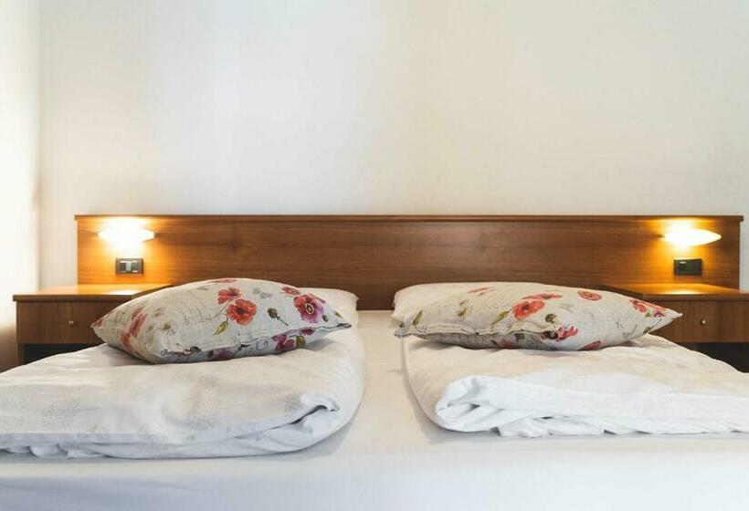 Апартаменты 1 Спальня, Residence Desiree